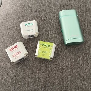 Wild Deodorant Set with Refills